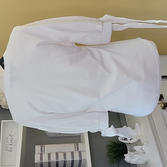 INC White top tie short sleeve - Picture 5 of 6